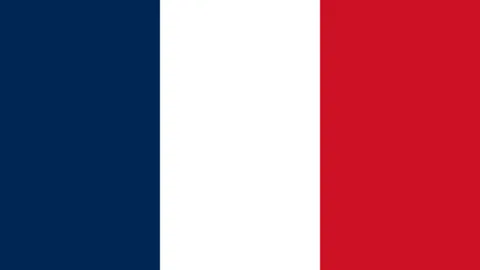 库里独得52分12三分，勇士惊险击败灰熊，莫兰特36分助灰熊顽强抵抗